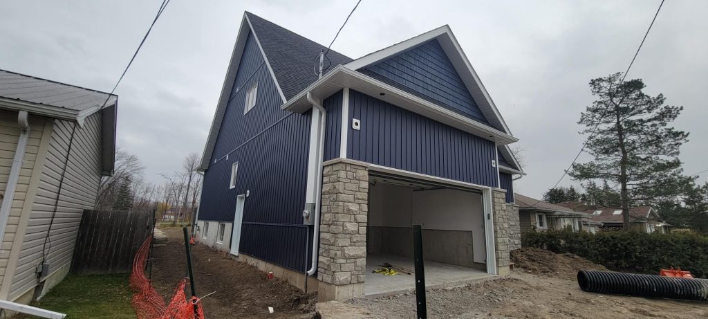 Upgraded Blue Siding and Stone Accents - York Region
